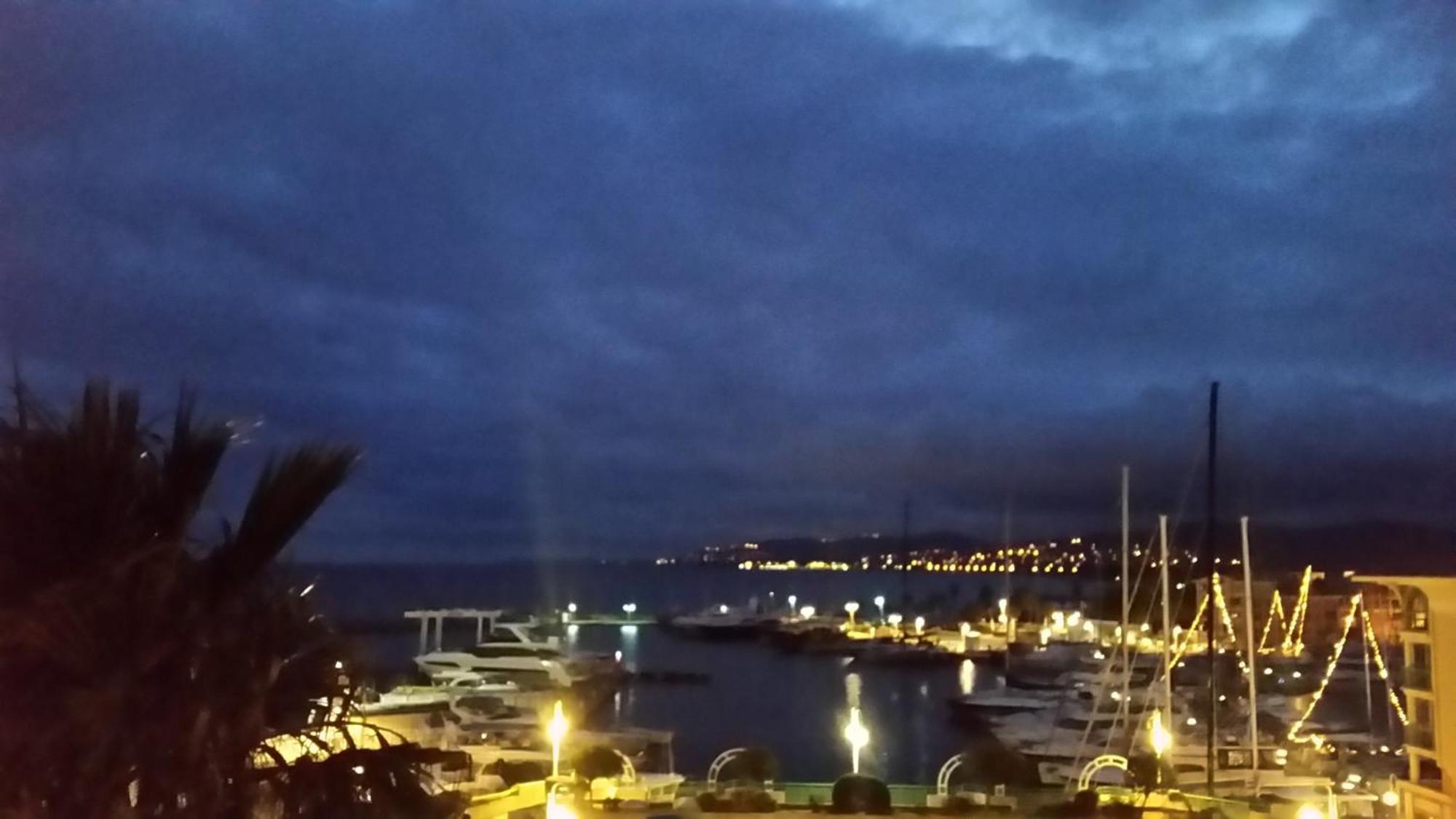 Sublime Vue Mer,Parking,Wifi Fréjus エクステリア 写真